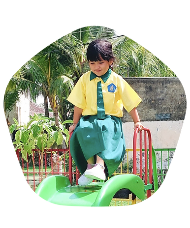 Kegiatan murid di Chatya Manis