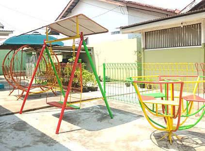 Lingkungan sekolah Chatya Manis