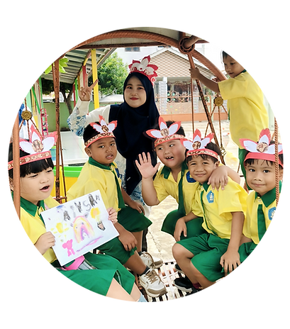 Kegiatan murid di Chatya Manis